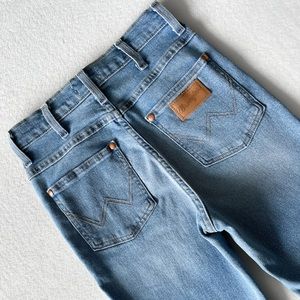 Wrangler Light Blue High-Rise Straight Jeans